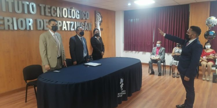 Felicidades a los nuevos ingenieros y Contador Público
