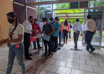 Se realizó la primera aplicación de examen de admisión.