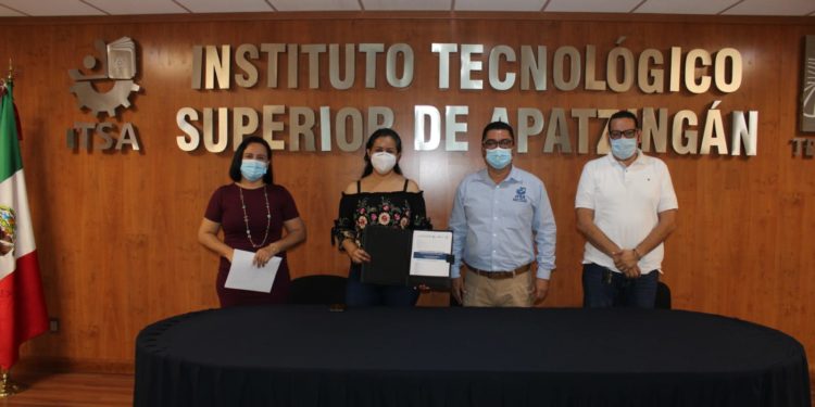 Celebración de la firma del convenio de colaboración y vinculación entre el Instituto Tecnológico Superior de Apatzingán y el Instituto Tecnológico Superior de Santa María De el Oro