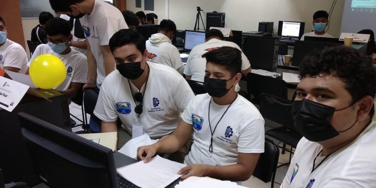 ESTUDIANTES DE INGENIERÍA EN SISTEMAS COMPUTACIONALES E INGENIERÍA EN INFORMÁTICA ASISTIERON AL CODING CUP EDICIÓN MICHOACÁN 2022 AL INSTITUTO TECNOLÓGICO DE LÁZARO CÁRDENAS