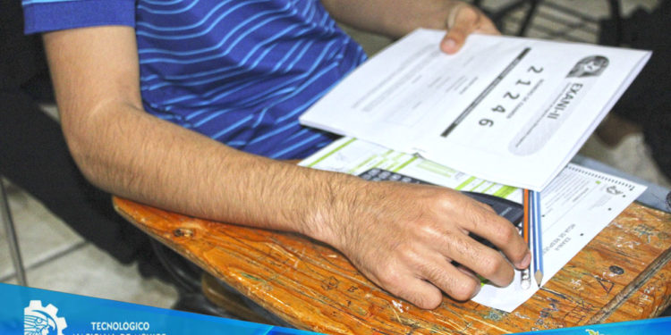 Se realizó la aplicación de examen de admisión en el TecNM campus Apatzingán, en su primer etapa.