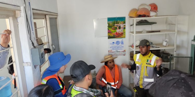 Alumnas y Alumnos de Ingeniería Civil visitan la empresa CONTICA para conocer el proceso de elaboración del concreto premezclado