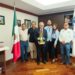 El Maestro Ramón Jiménez López recibe a estudiantes que participarán en el 64 Foro internacional de Ciencias Juveniles en Londres, Inglaterra.